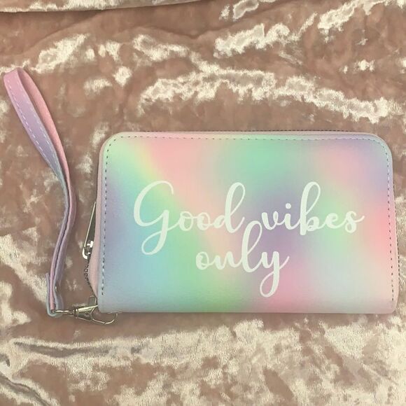 Good Vibes Only Wristlet Wallet - Picture 1 of 5